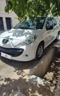 207 مدل 89 معاوضه با ماشین یخچالدار چند تن