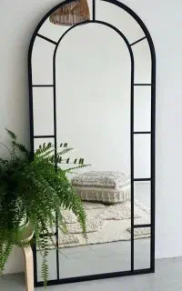آیینه قدی پنجره ای