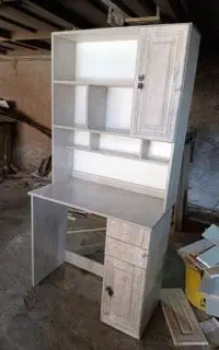 میز کامپیوتر کتابخانه دار