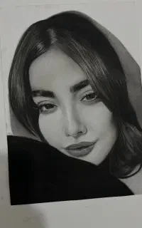 طراحی چهره سیاهقلم