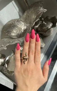 کاشت ناخن تخفیف وآف ویژه محرم
