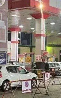 استخدام کارگر سکو در جایگاه پمپ بنزین و گاز