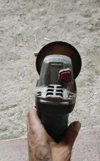 یک سنک فرز مینی یک بزرگ مارک دیزل