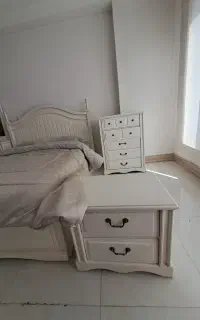 تخت و خواب پرویز
