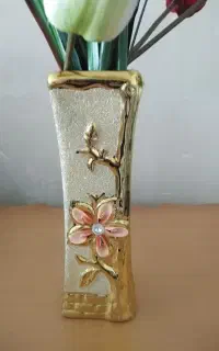 گل و گلدان