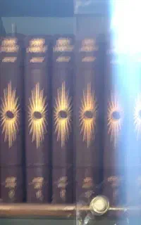 کتاب لاروس ۲۲ جلدی