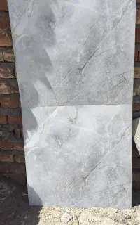 100 متر کاشی فروشی کف