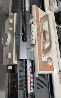 ماشین بافتنی وبافندگی۸۴۰
