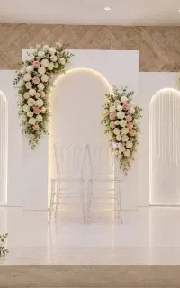 اجرای گل آرایی جایگاه عروس و داماد