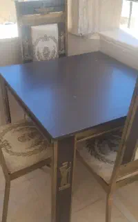 میز ناهار خوری چهار نفره طرح هخامنشی بدنه فلز