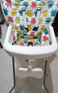 صندلی غذا خوری کودک