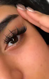 آموزش خصوصی کاشت مژه موقت (هیدن) و خدمات مژه