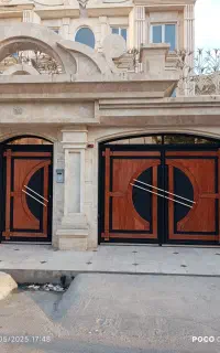 نقاشی ساختمان . درب. پنجره. چهار چوب.