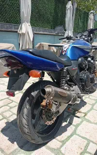 CB400