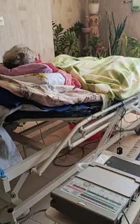 نیازمند خانم جهت مراقبت از بیمار
