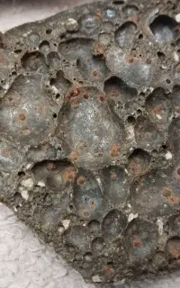 شهاب سنگ بزرگ زیبا و سنگین