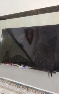 تلویزیون دوو ۵۵ اینچ شکسته