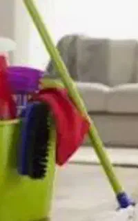 پرستار دو نفر سالمند