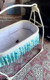 گهواره ی برقی کودک