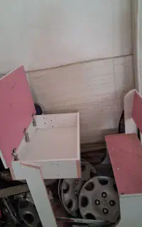 میز تحریر در حد نو