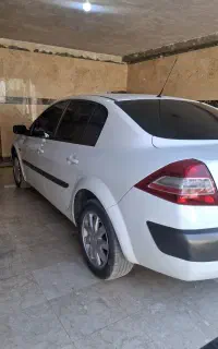 مگان ۲۰۰۰ اتومات