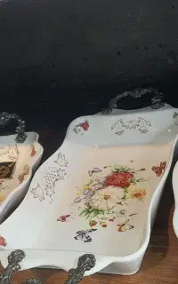 ظروف سرامیکی کادویی طرح گل سرخ شرف آباد