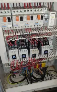 برقکار