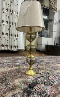آباژور شیک و کلاسیک کاملاً سالم و نو