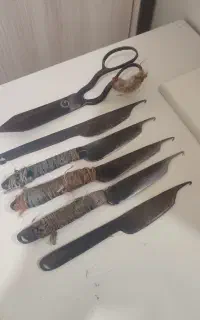 قلاب و قیچی فرش بافی