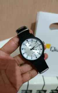ساعت کیو & کیو اورجینال ژاپنی