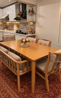 مبل و میز نهارخوری ست