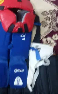 لباس و وسایل ورزشی