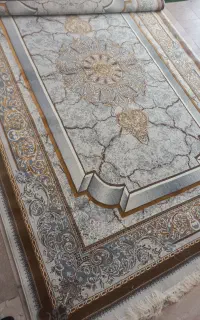 فرش۶متری۶عدد۷۰۰شانه زخیم. آکبند