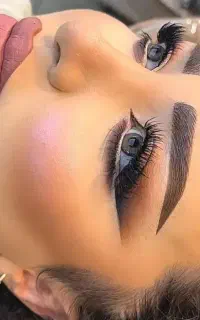 میکاپ وآرایش