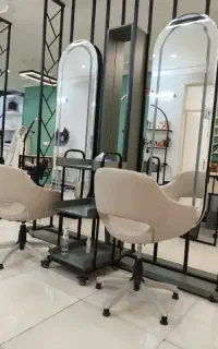 همکاری و اجاره صندلی سالن زیبایی / لاین‌های تخصصی
