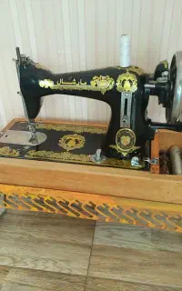 چرخ خیاطی مارشال دستی به همراه پایه فلزی