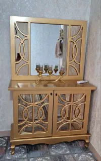 میز تلویزیون و آینه وکنسول