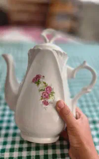 قوری،گل سرخی