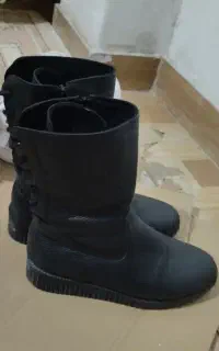 کفش و کتونی سایز ۳۸ و ۳۹