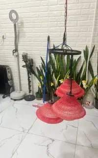 لوستر رنگ قرمز سالم