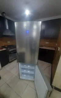 یخچال فریزر سامسونگ با کیفیت خوب.