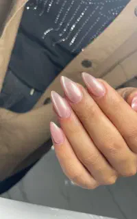 گاشت ناخن فقط هزینه ی مواد ۳۲۰