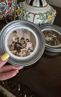 بشقاب دیوارکوب