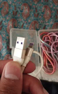کابل شارژر آیفون ( اپل)