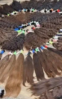 خریدار موی طبیعی و رنگی