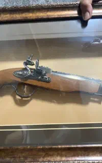 قاب تپانچه دکوری