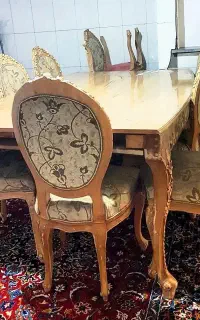 میز و صندلی غذا خوری ۱۱ تومن