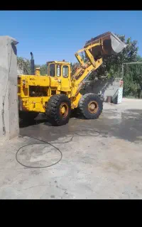 راننده لودر با گواهینامه
