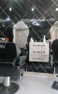 همکار آرایشگر مردانه... با سابقه