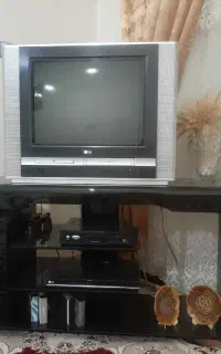 فروش میزتلویزیون شیشه ای